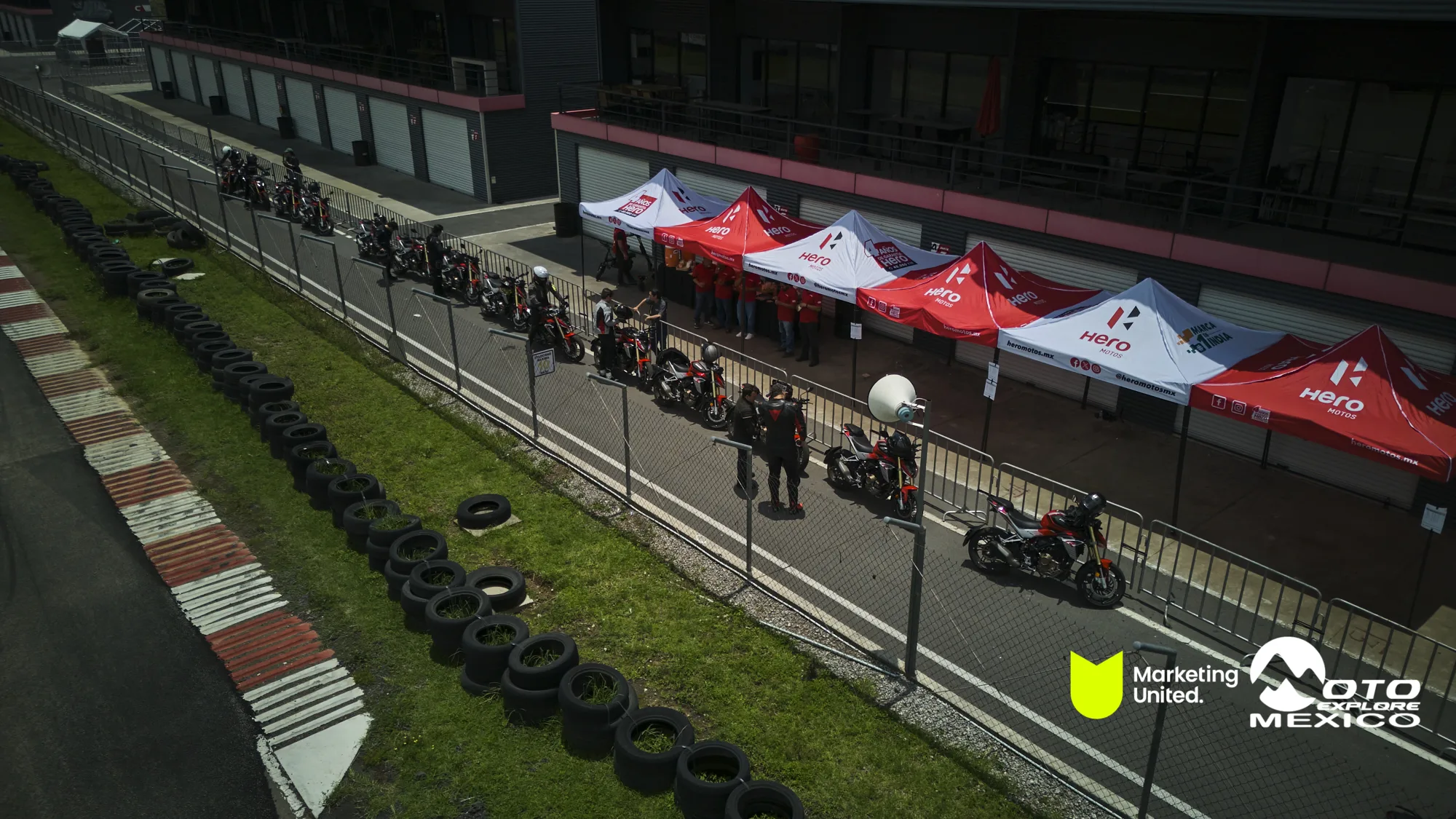 HUNK TRACKDAY 418